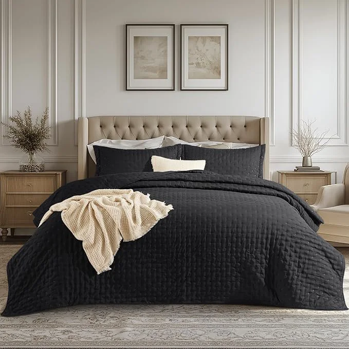Specialty Bedsure Quilts Queen Size – Black Bedspread Queen Size amp Lightweight Comforter Modern Coverlet with Clover Pattern Ultra Soft All-Season Bedding 90 x 96 Inches Stitch- Quilting Ultra Soft Lightweight Machine Washable Pet-Friendly Environmentally Friendly
