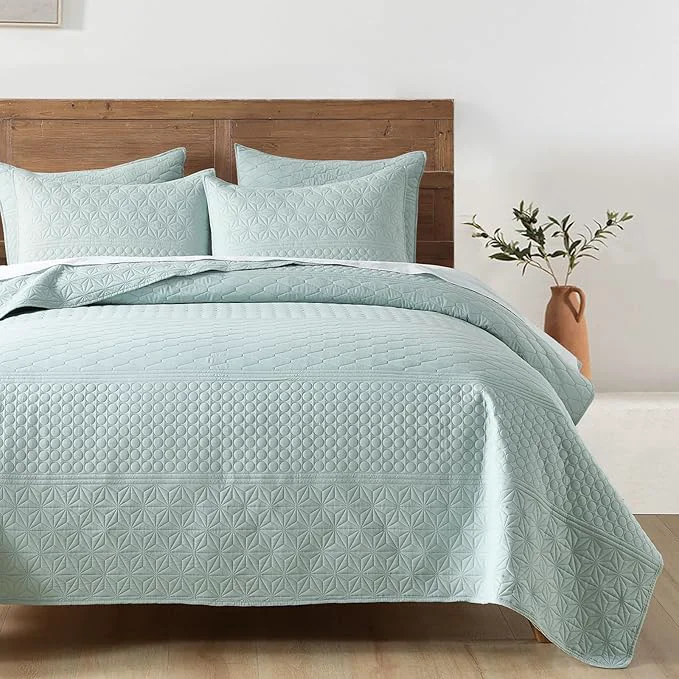 Environmentally Friendly HORIMOTE HOME Sprout Green King Size Quilt Set – Soft Microfiber Bedspread with 2 Shams Lightweight amp All-Season Geometric Coverlet for Cozy Bedding Durable