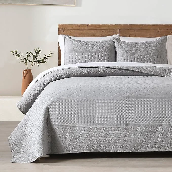 Selected HORIMOTE HOME Grey King Size Quilt Set – Soft Microfiber Bedspread with 2 Shams Lightweight amp All-Season Geometric Coverlet for Cozy Bedding Carefully Designed