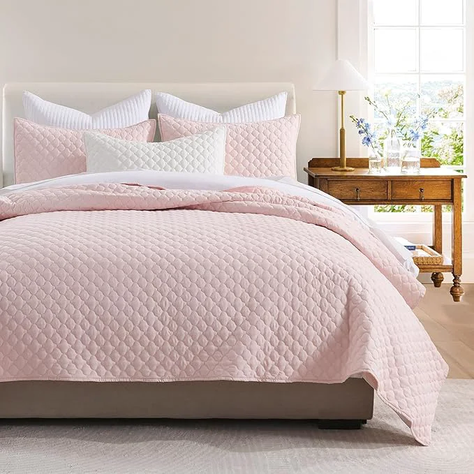 Reliable HORIMOTE HOME Quilt King Size Light Pink Lightweight Quilt for Summer Ultra-Soft Microfiber Modern Style Quilted Clouds Pattern Bedspread Quit Set 3 Pieces 1 Quilt and 2 Pillow Shams Prestigious