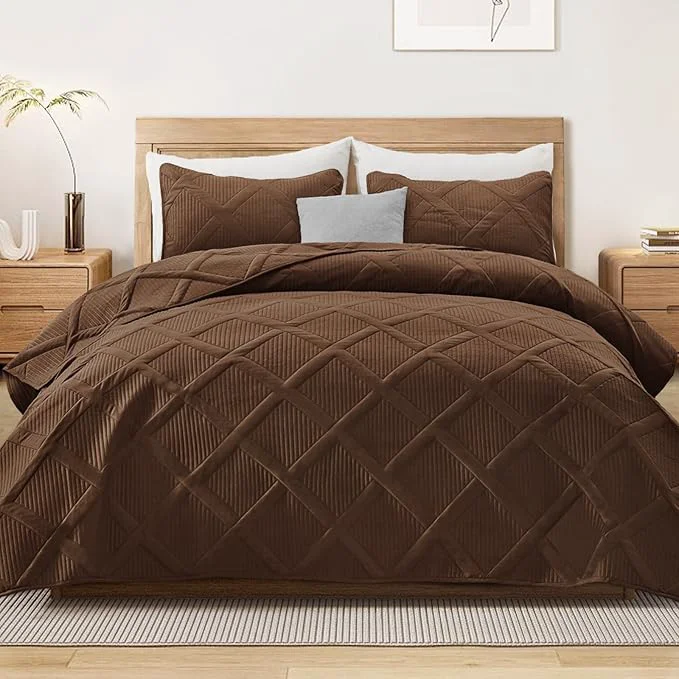 Minimalist Exclusivo Mezcla King Quilt Set- Brown Quilts Bedding Set with 2 Pillow Shams Modern King Bedspread with Striped Pattern Soft Lightweight Bedspreads Coverlets for All Seasons First-Class