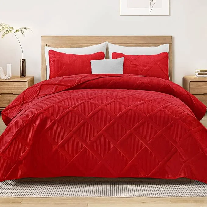 Flexible Exclusivo Mezcla Quilts Queen Size – Red Quilt Set Bedspread with 2 Pillow Shams Modern Bedding Set with Striped Pattern Soft Lightweight Bedspreads Queen Size for All Seasons Luxury