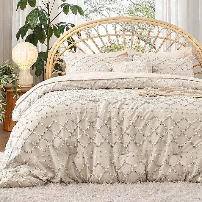 High-End Bedsure King Comforter Set – Beige Comforter Boho Tufted Shabby Chic Bedding for Kids 3 Pieces Vintage Farmhouse Bed Set for All Seasons Fluffy Soft Bedding with 2 Pillow Shams First-Class