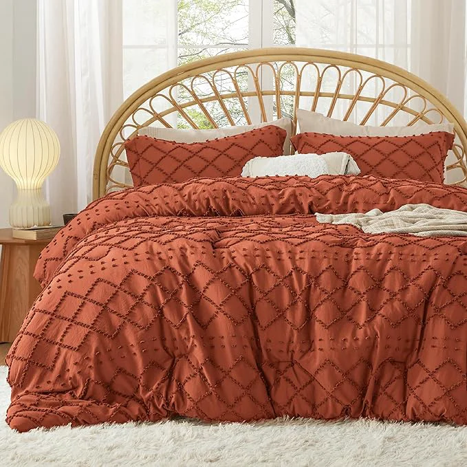 World-Class Bedsure California King Comforter Set – Terracotta Comforter Boho Tufted Shabby Chic Bedding for Kids 3 Pieces Vintage Farmhouse Bed Set for All Seasons Fluffy Soft Bedding with 2 Pillow Shams Powerful