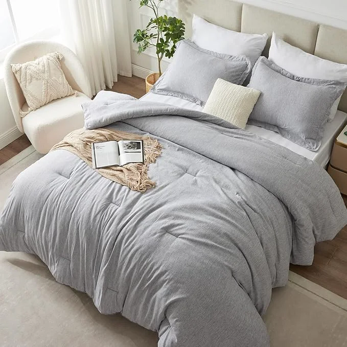 First-Class CozyLux Queen Comforter Set – 3 Pieces Light Grey Soft Luxury Cationic Dyeing Queen Comforter for All Season Light Gray Breathable Lightweight Fluffy Bedding Sets with 1 Comforter and 2 Pillow Shams Recyclable