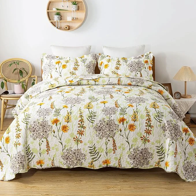 Original Design Travan 3-Piece Quilt Set Quilted Bedspread Lightweight Reversible Coverlet Set Floral Printed Oversized Quilted Bedding Set with Shams for All Season Yellow Flower Queen Size Breathable