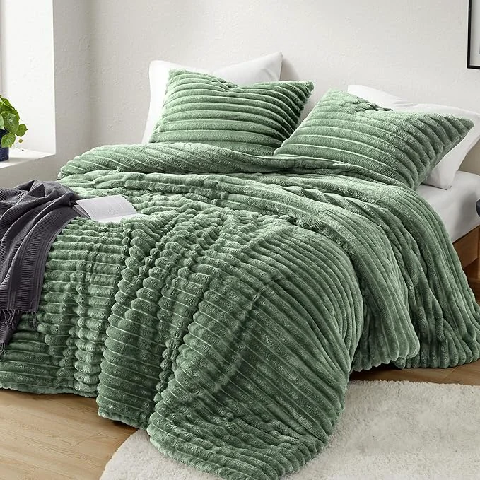 Luxury Intelligent Design King Comforter Set Cozy Plush Bedding Microfiber Reverse 3 Piece Lightweight Super Soft Ribbed Velvet Comforter 2 Shams All Season Fluffy Bed Set Avril King Cal King Green First-Class