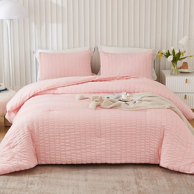 Prestigious AveLom Blush Pink Seersucker Full Comforter Set 80×90 inches 3 Pieces – Soft Washed Microfiber Lightweight Comforter with 2 Pillowcases All Season Down Comforter Set for Bedding Convenient