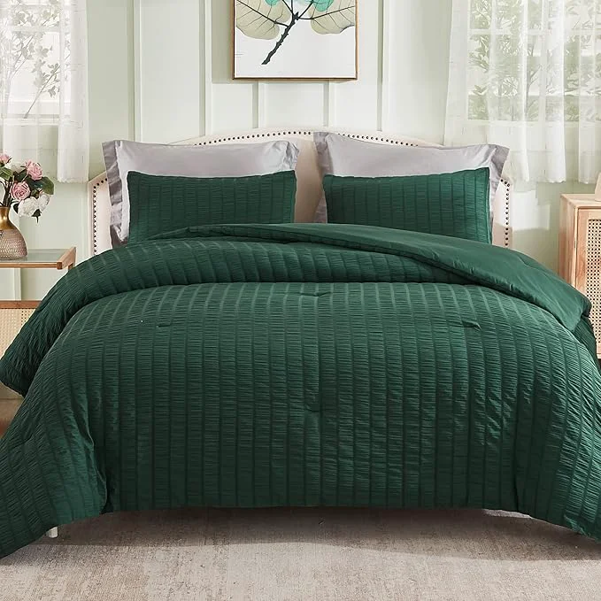 Top-Quality AveLom Dark Green Seersucker Queen Comforter Set 90×90 inches 3 Pieces- Soft Washed Microfiber Lightweight Comforter with 2 Pillowcases All Season Down Comforter Set for Bedding Original