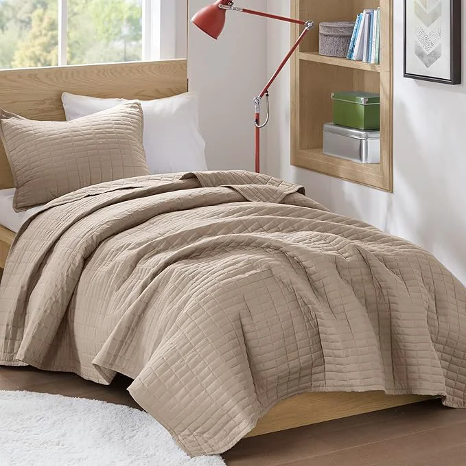 Responsible Comfort Spaces Kienna Quilt Set- Double Sided Stitching Design Summer Blanket Lightweight Soft All Season Bedding Layer Matching Sham Taupe Coverlet Twin Twin XL 66 quot x90 quot 2 Piece Natural