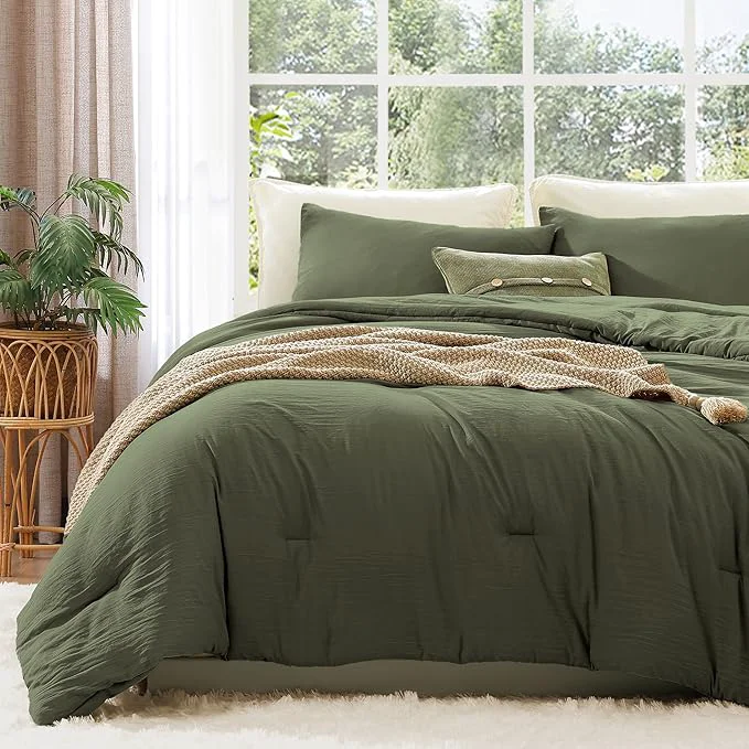 High-Quality WRENSONGE California King Comforter Set – 3 Pieces Prewashed Olive Green Comforter Soft Lightweight for All Seasons Down Comforters Cal King Size with 2 Pillow Shams Minimalist