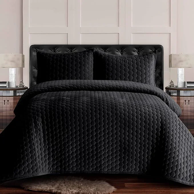 Healthy Tribeca Living Lugano Oversized Velvet Quilt Set – All Season Extra Large 2 Piece Twin Size Comforter Set with 1 Pillow Sham in Black Honeycomb Pattern 260GSM Dependable