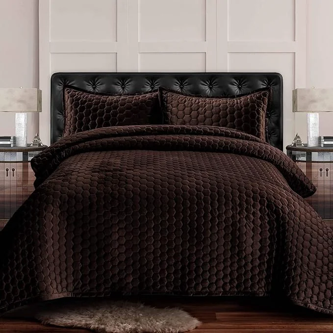 Outstanding Tribeca Living Lugano Oversized Velvet Quilt Set – All Season Extra Large 2 Piece Twin Size Comforter Set with 1 Pillow Sham in Chocolate Honeycomb Pattern 260GSM Specialty