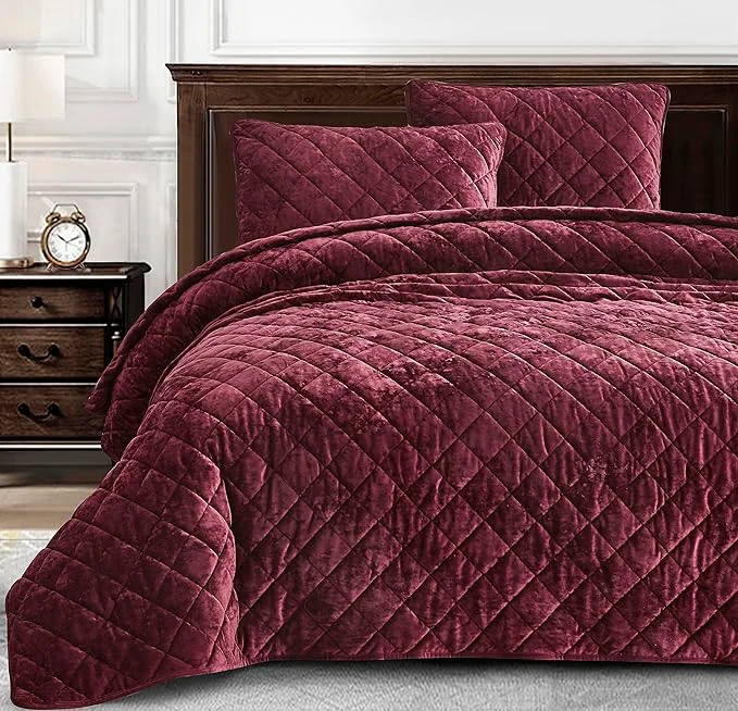 Next-Generation Chezmoi Collection Lux Burgundy Velvet Quilt King Set 3-Piece Lush Plush Distressed Velvet Bedding All Season Lightweight Comforter Brushed Microfiber Reverse with Diamond Stitch Quilting Refined