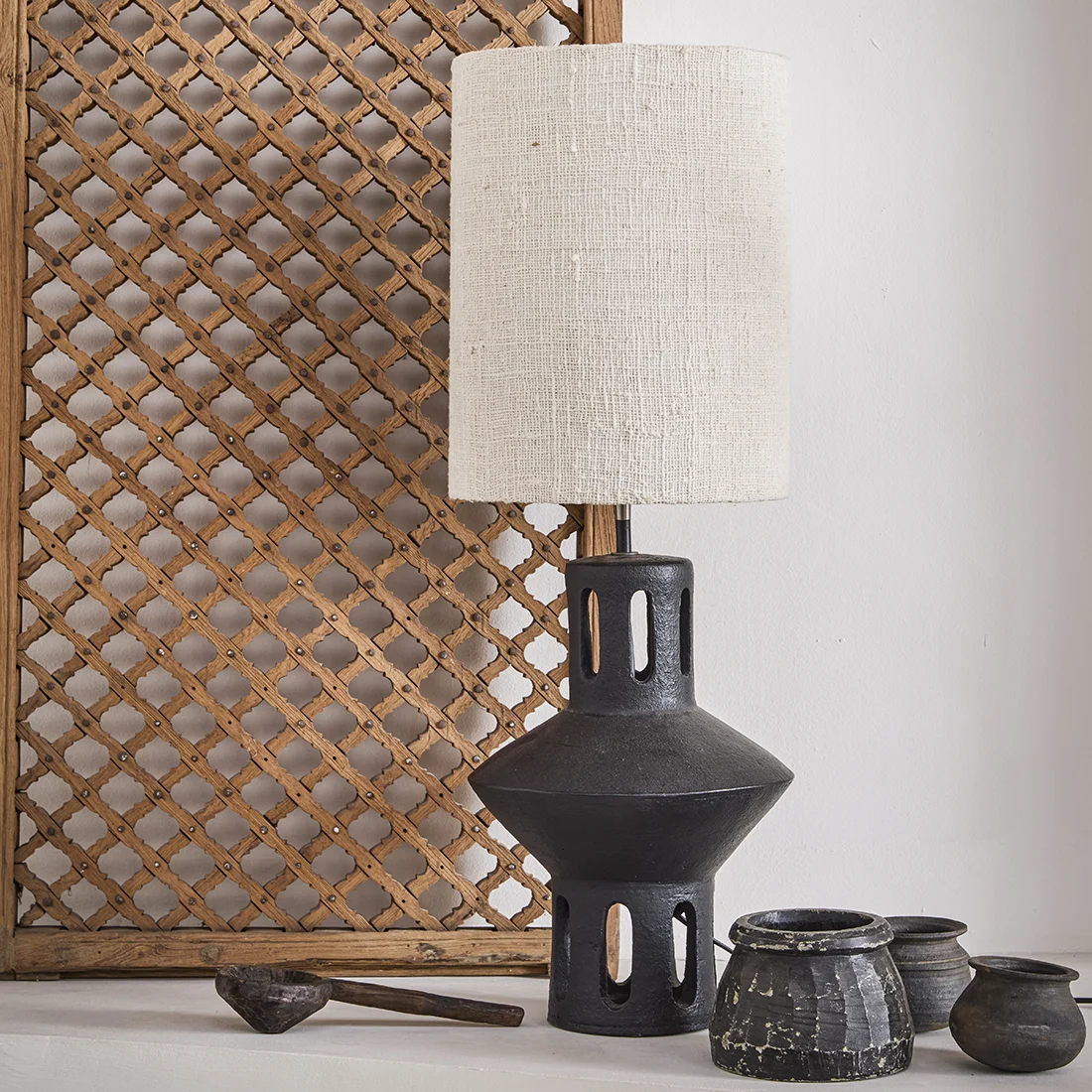 Crafted Terra tafellamp Lily zwart Dependable