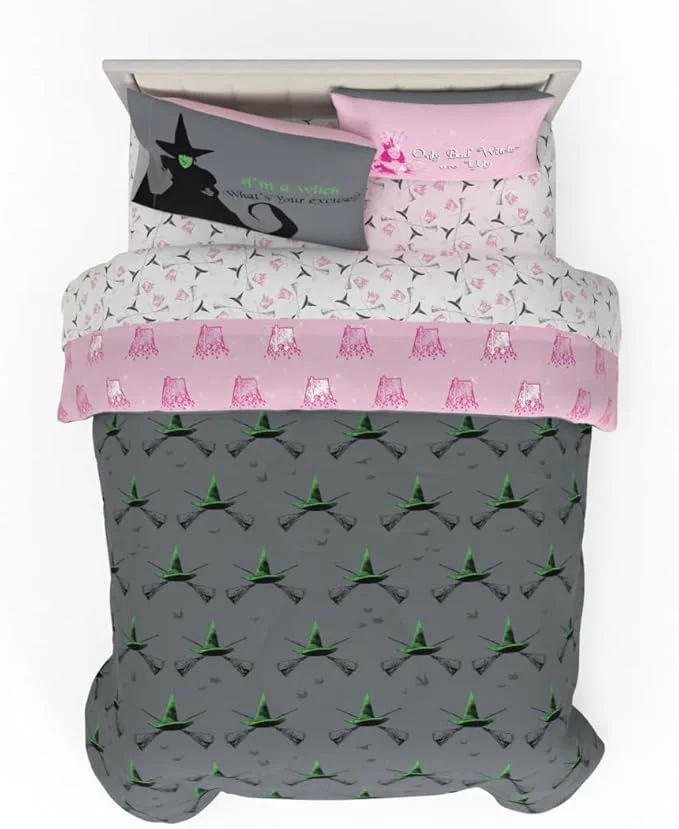 High-Grade Collectibles The Wizard of OZ Bedding 7 Piece Super Soft Reversible Comforter and Sheet Set with Sham Full ly Licensed Product by Franco Responsible