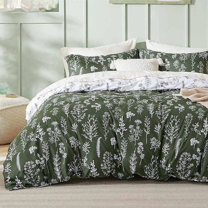 Minimalist Bedsure Duvet Cover Queen Size – Reversible Dark Green Queen Duvet Cover Set with Zipper Closure 3 Pieces Floral Patterned Bedding Set with 8 Corner Ties and 2 Pillow Shams Smart