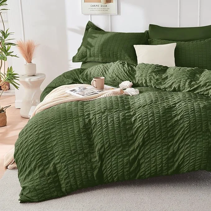 Relaxed HYMOKEGE Olive Green Duvet Cover Full Size Ultra Soft 3-Piece Seersucker Duvet Cover Set with Zipper Closure Soft Brushed Microfiber Bedding Set with 8 Corner Ties 80 quot x90 quot 2 Pillowshams Contemporary