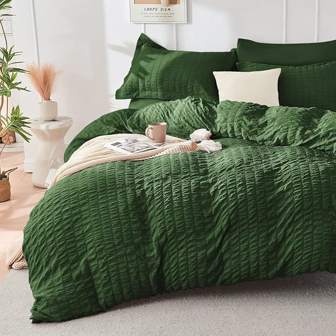 Carefully Designed HYMOKEGE Dark Green Duvet Cover King Size Ultra Soft 3-Piece Seersucker Duvet Cover Set with Zipper Closure Soft Brushed Microfiber Bedding Set with 8 Corner Ties 104 quot x90 quot 2 Pillowshams Reusable