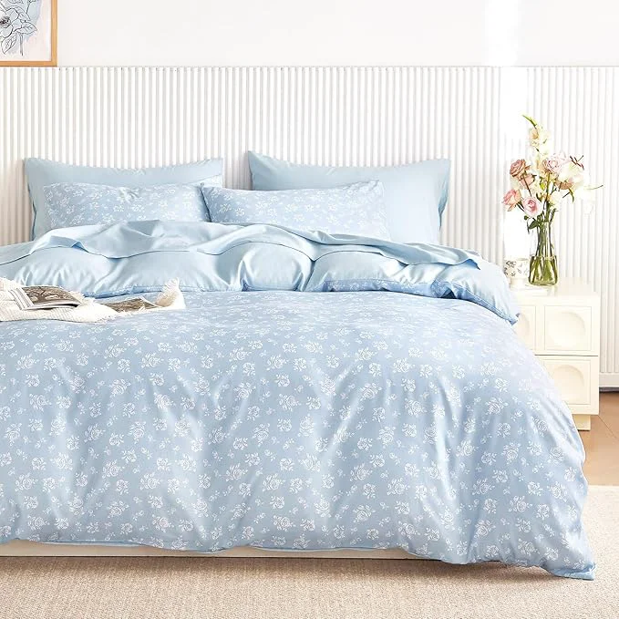 Wake In Cloud – Coquette Duvet Cover Set Floral Cottagecore Flower Shabby Chic Cute Aesthetic Soft Lightweight Bedding for Women Teen Girls 3-Piece Light Blue Queen Size Selected