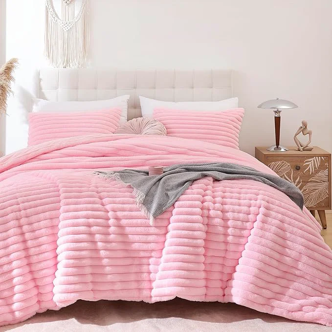 Practical Smoofy Fluffy King Size Comforter Set 3 Pieces Dependable