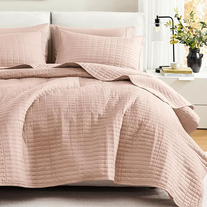Professional Comfort Spaces Kienna Quilt Set- Double Sided Stitching Design Summer Blanket Smooth