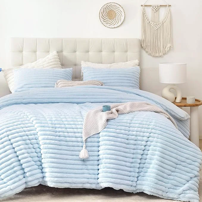 User-Friendly Smoofy Fluffy Queen Size Comforter Set 3 Pieces Fine