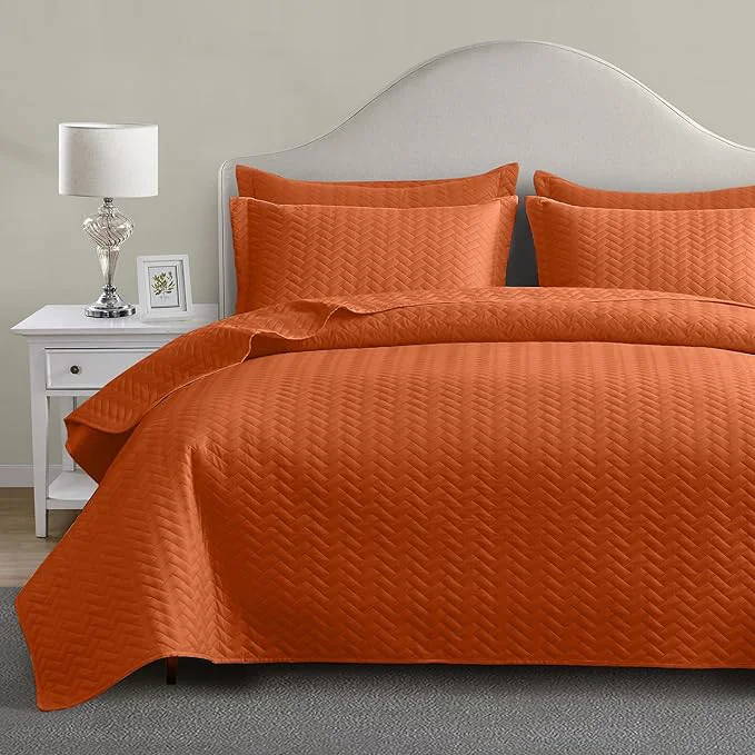 Enhanced Maple amp Stone Quilt Set Twin Size Burnt Orange Lightweight Bedspread Ultrasonic Chevron Pattern Light Coverlet for All Season Comforter Bedding Decor – 2 Piece Twin Bed Cover Sets Efficient