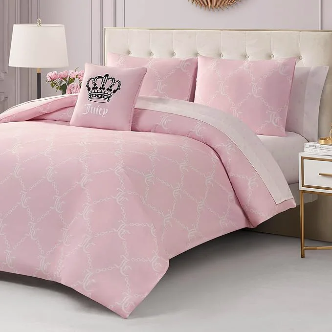 Top-Quality Juicy Couture Light Pink White Link Logo Printed Comforter Set Queen – Complete 8-Piece Bed in a Bag Collection Carefully Designed