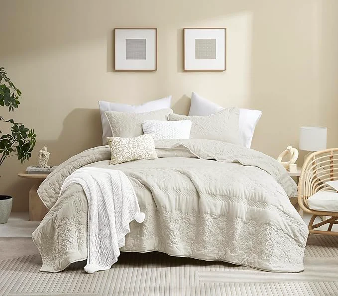 Exceptional B2EVER Boho Light Beige Quilt King Size Bedding Sets with Pillow Sham Bohemian Lightweight Bedspread Coverlet Farmhouse Floral Vintage Thin Comforter Bed Cover All Season 3 Pieces 104×90 inches Selected
