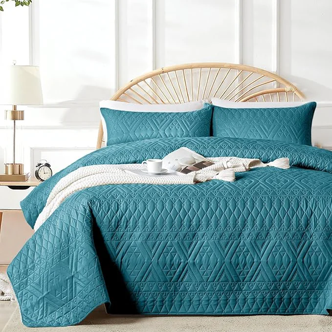 Sophisticated akkialla Twin Quilt Set Teal Lightweight Microfiber Bedspread Coverlet Boho Geometric Pattern Soft All-Season Bedding 2-Piece 1 Quilt 1 Pillow Sham Breathable fabric Modern style Responsible