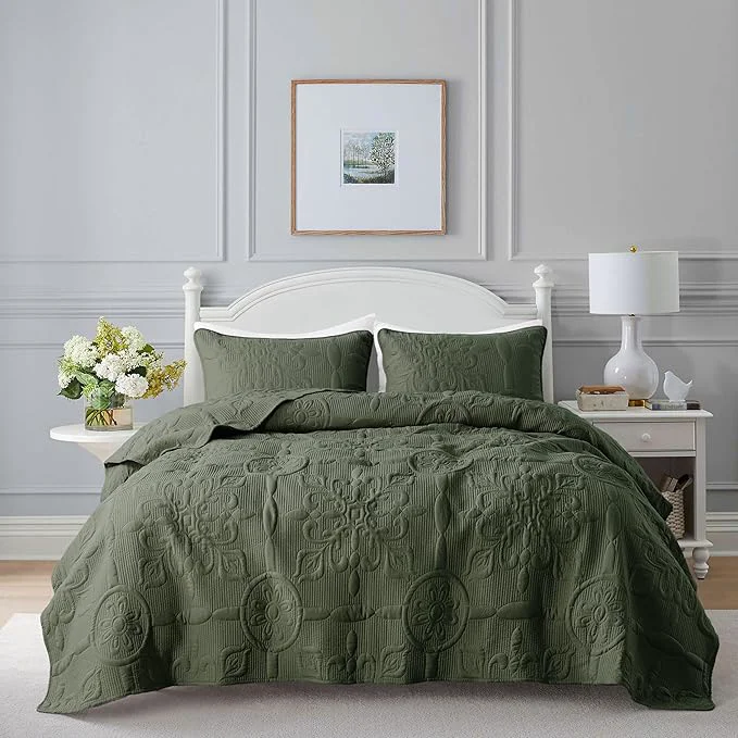 Responsible Damask Quilt King Size Bedding Sets with 2 Pillow Shams Boho Bedspread Lightweight Soft Farmhouse Vintage Bohemian Coverlet Retro Jacquard Pattern Bed Cover for All Season 3 Pieces Moss Green Healthy