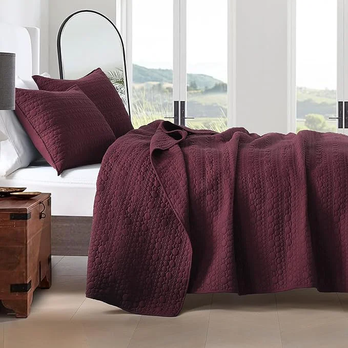 Superior HORIMOTE HOME Burgundy Quilt Set Twin Size Lightweight Soft Pre-Washed Microfiber Classic Circle Pattern Bedspread Coverlet 2 Pieces Quilt Bedding Set with Pillow Shams for All Season 68×86 inches Smooth