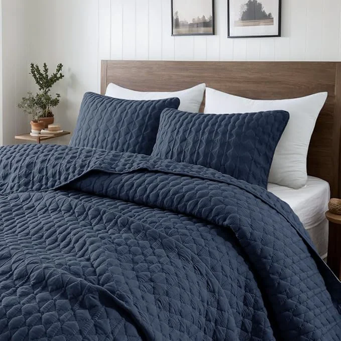 Advanced WDCOZY Navy Blue Quilt Twin Size Bedding Sets with Pillow Sham Lightweight Soft Bedspread Coverlet Quilted Blanket Thin Comforter Bed Cover All Season Spring Summer 2 Pieces 68×90 inches Fashionable