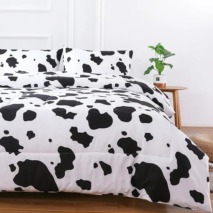 Stylish PERFEMET Cow Print Full Comforter Set Boys 3 Piece Cartoon Milk Bedding Set Cowhide Bed Set Reversible Plaid Teen Girls Bed Sets with Pillowcases Full Black and White World-Class