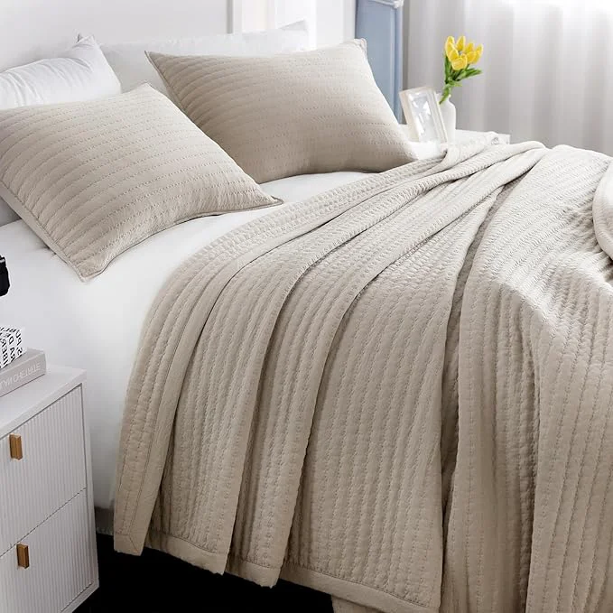 Next-Generation Max Oversized California King Quilt Set – 112 quot x106 quot Soft Washed Lightweight Bedspread Multi-Lock Quilting Minimalist Nordic Bedding Spring amp Summer Quilt Set 1 Quilt 2 Pillow Shams Oatmeal Solid