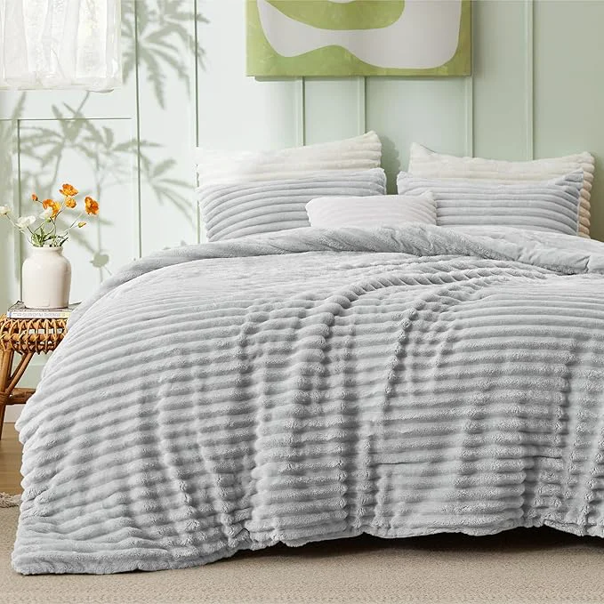 Long-Lasting Bedsure Twin Twin XL Size Comforter – GentleSoft™ 2 Pieces Double-Side Fleece Fluffy Light Grey Comforter Set Cozy Striped Room Decor Aesthetic Luxury Twin Bedding Sets 1 Pillowcase 68×88 Inches Contemporary