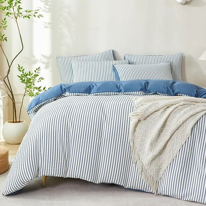 Original Design Striped Comforter Set Queen Denim Blue Soft Luxury Washed Microfiber Jacquard 3 Pieces Bedding Set White Denim Blue Vertical Ticking Stripes Comforter with 2 Pillowcases Breathable Durable Comfy Sustainable