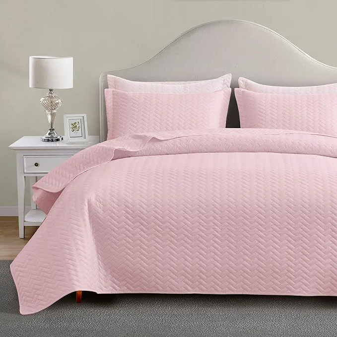 Sophisticated Maple amp Stone Quilt Set Queen Size Lightweight Pink Bedspread Ultrasonic Chevron Pattern Light Coverlet for All Season Comforter Bedding Decor – 3 Piece Full Bed Cover Sets Certified