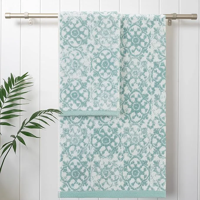 Classic Jessica Simpson – Bath Towel 4 Piece Set Premium Bathroom Décor Includes 2 Casual
