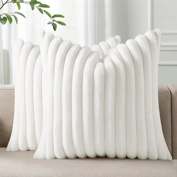Minimalist Pallene Faux Fur Plush Throw Pillow Covers 20×20 Set of 2 Luxury Soft Fluffy Convenient