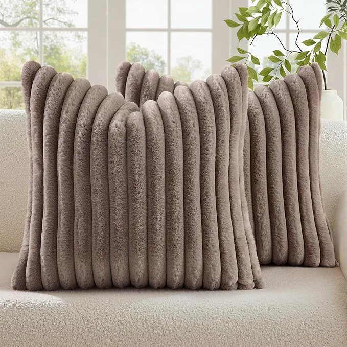 Lightweight decorUhome Cozy Faux Fur Throw Pillow Covers 20×20 Set of 2 Decorative Soft Original Design