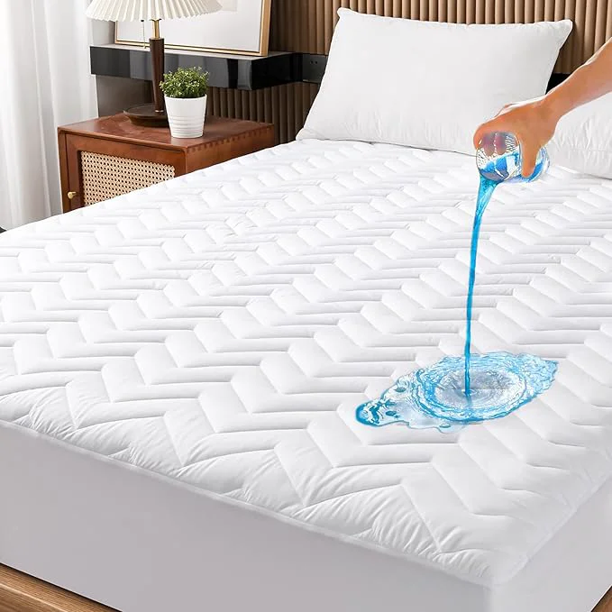 Next-Generation Full Size Waterproof Mattress Protector Quilted Breathable Ultra-Soft Filling Detailed