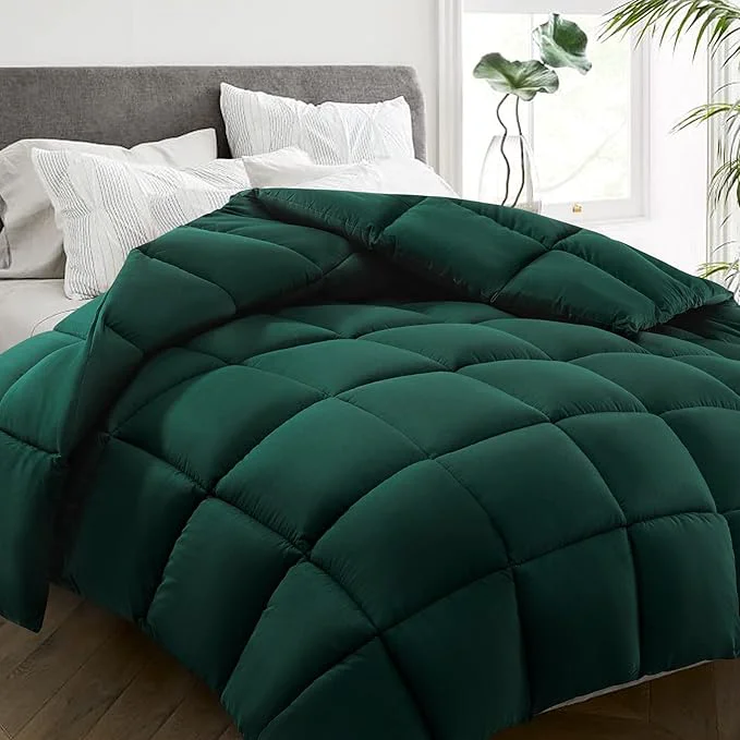 Easy-to-Use HYLEORY All Season Queen Size Bed Comforter Detailed