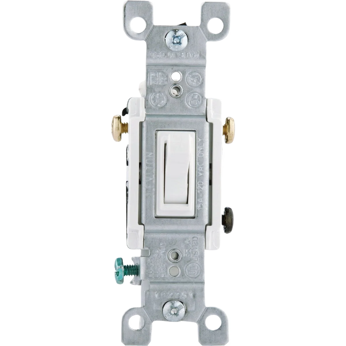 First-Class Leviton Quiet Grounded Toggle White 15A 3-Way Switch Superior