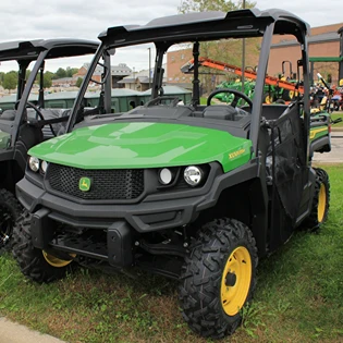 Detailed John Deere Custom XUV835M Bed Lift Full-Size Crossover Utility Vehicle Elite