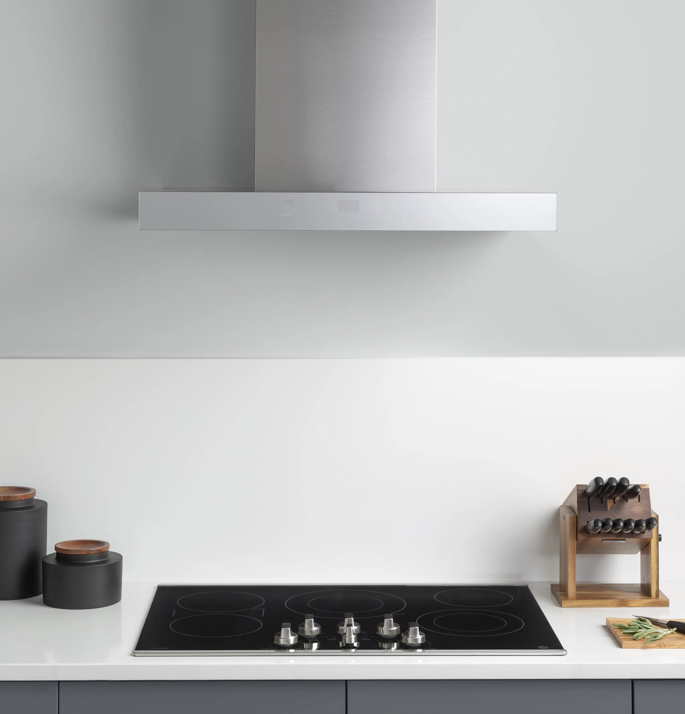 Original Design 30 Smart Designer Wall Mount Hood w Perimeter Venting Secure