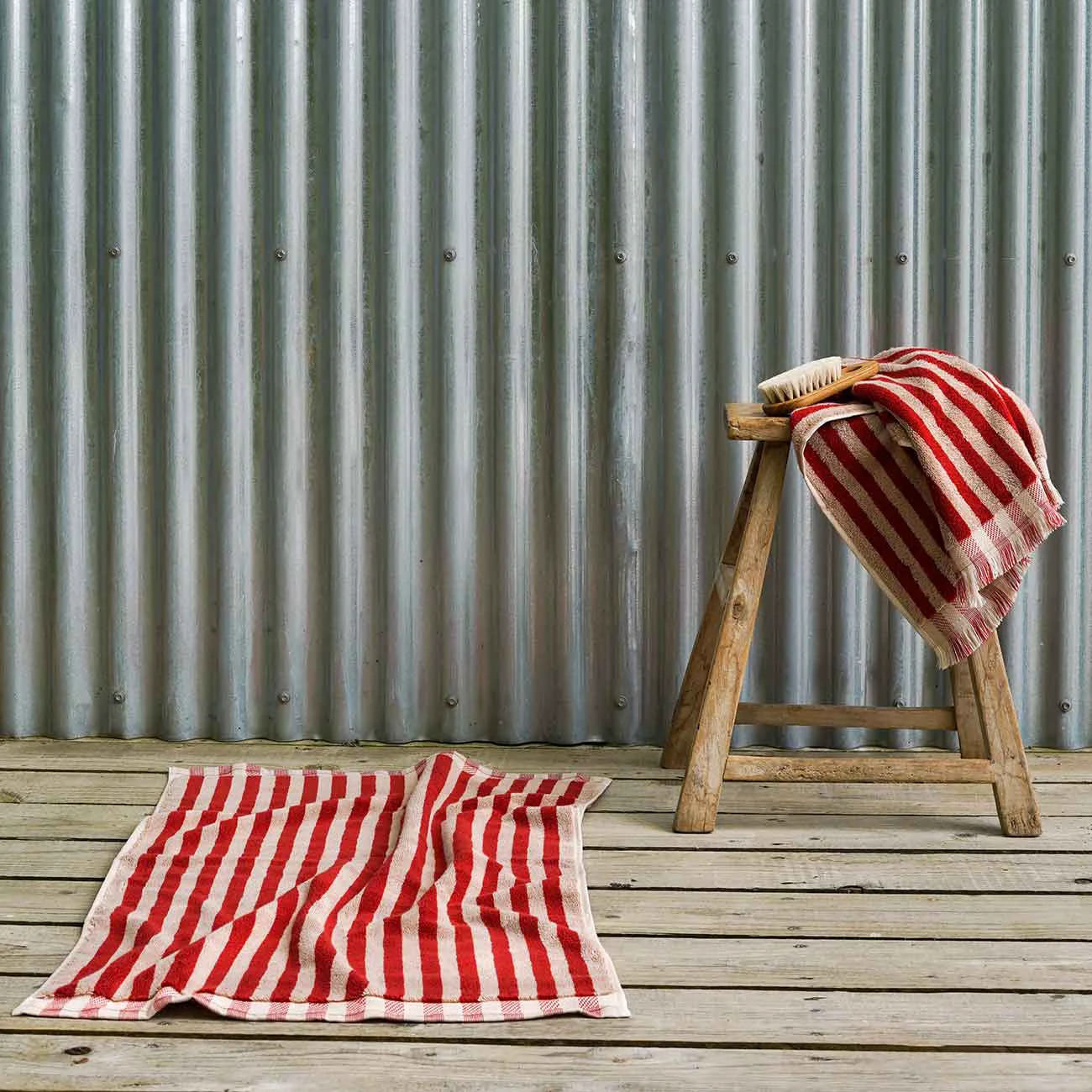Minimalist Sandstone Red Pembroke Stripe Cotton Bath Mat Environmentally Friendly