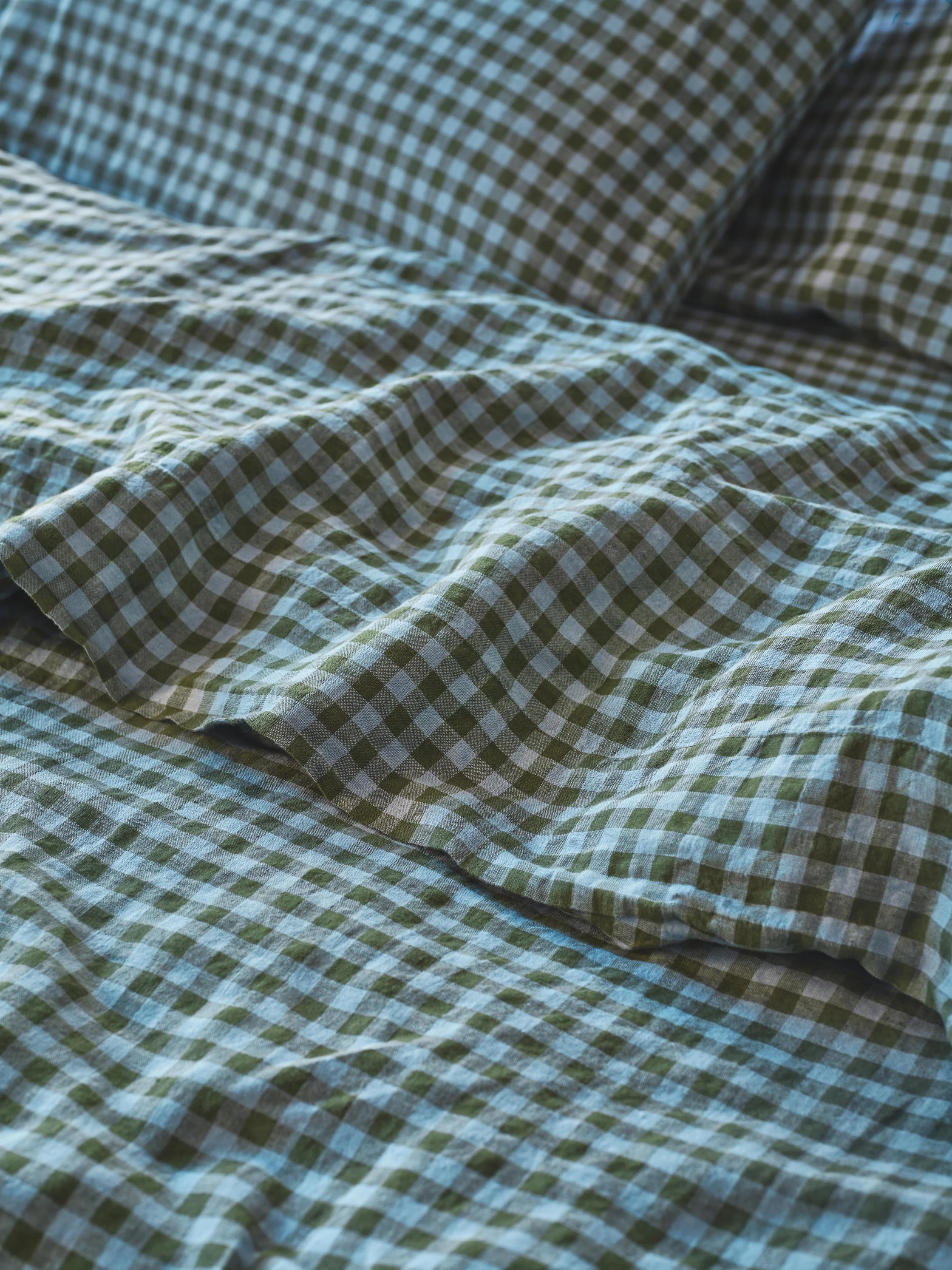 Healthy Fern Green Dusk Blue Colour Drenched Gingham Linen Flat Sheet Easy-to-Use