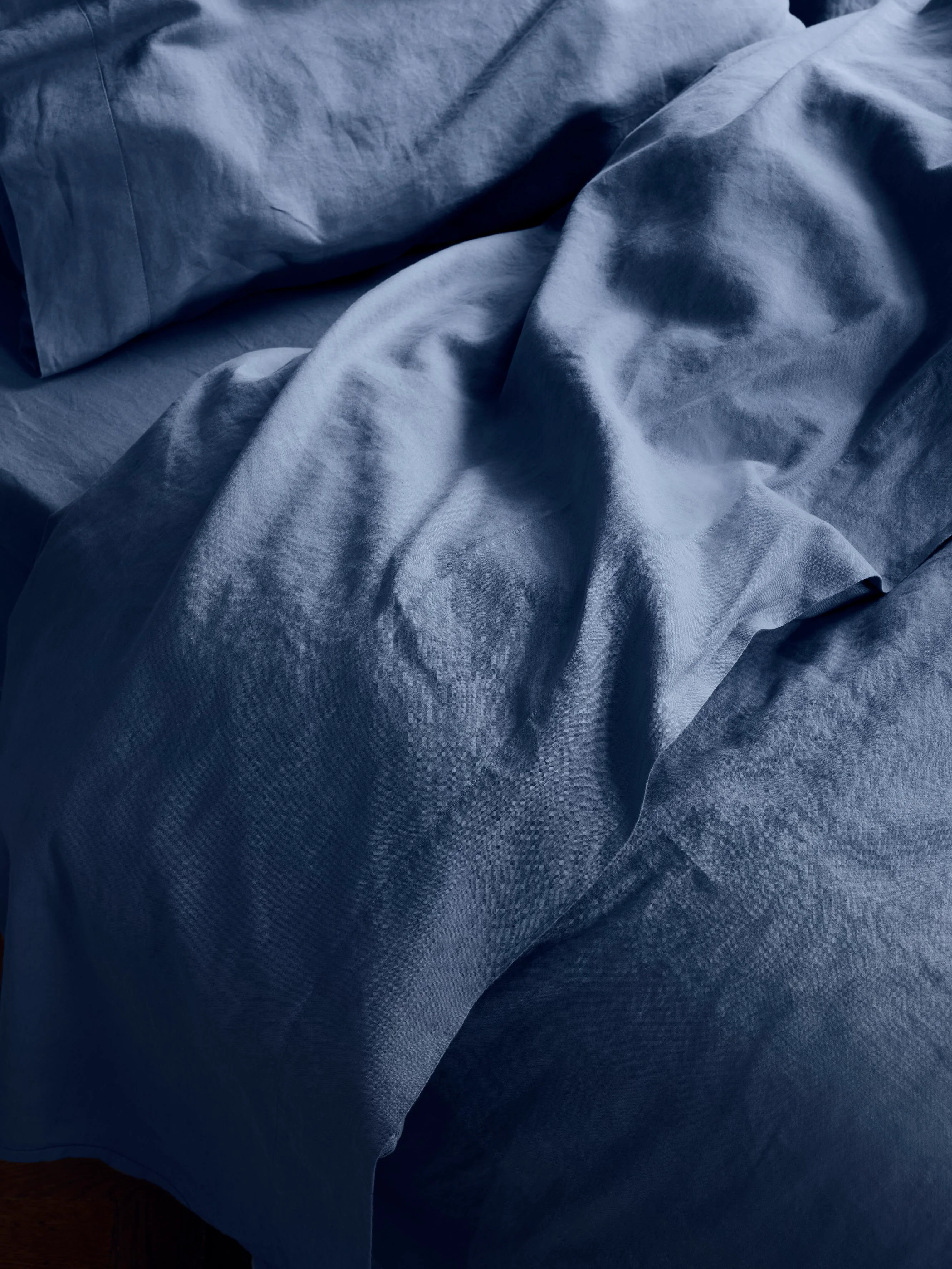 Consistent Blueberry Linen Blend Flat Sheet Organic